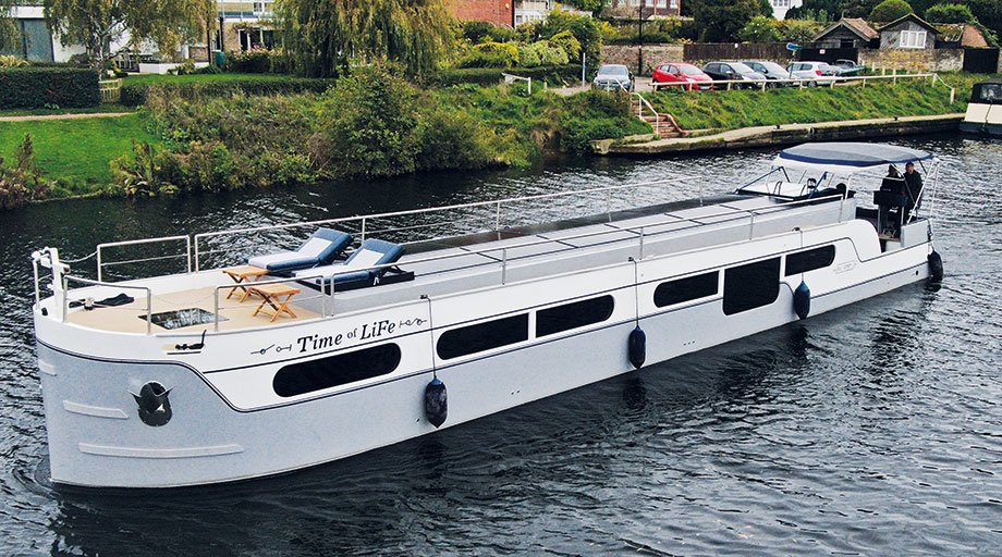 www.canalboat.co.uk