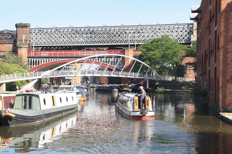 Cruise Guide to Bridgewater Canal Canal Boat Cruise Guide to Bridgewater Canal Canal Boat