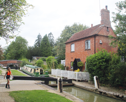 Cruise Guide: Thames Ring Part 1: Banbury to Stoke Bruerne
