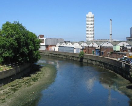 Restoration: Carpenters Road Lock, East London