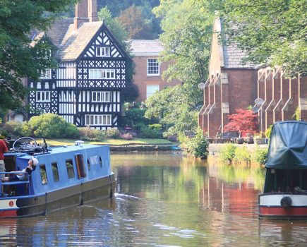 Cruise guide to the Bridgewater Canal