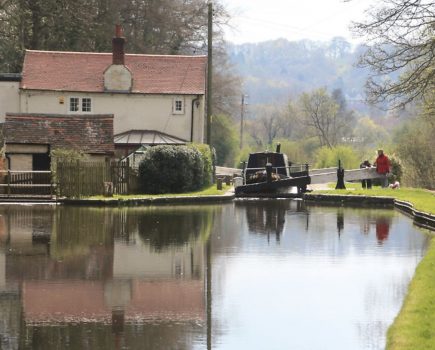 10 canalside pubs on the Stourport Ring, Worcestershire