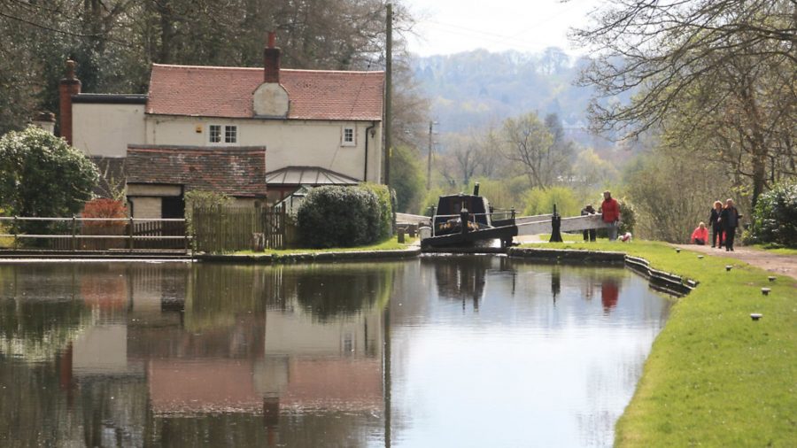 10 canalside pubs on the Stourport Ring, Worcestershire