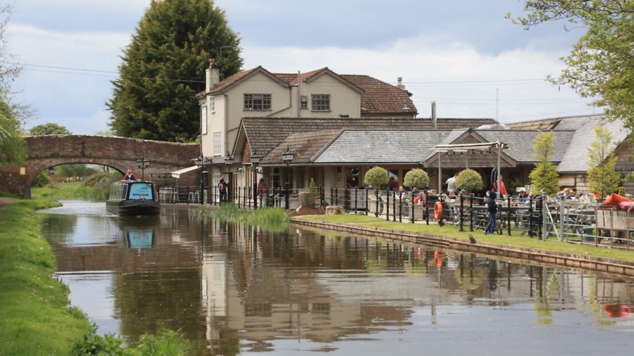 10 more canalside pubs on the Stourport Ring, Worcestershire