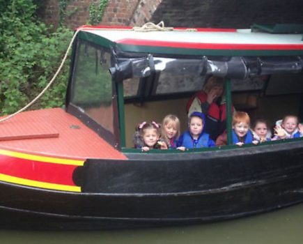 Pupils treated to free boat trip to celebrate this years Crick Boat Show