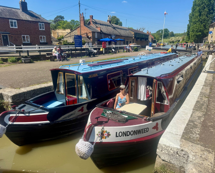 Grand Union Narrowboats joins Drifters boating holidays