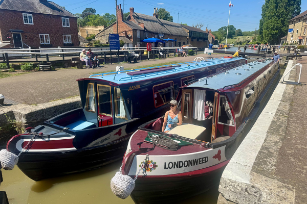 Grand Union Narrowboats joins Drifters boating holidays