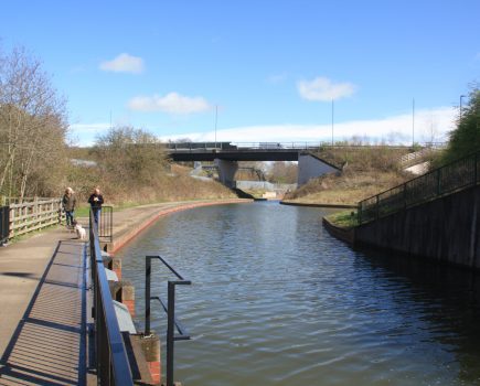 Chesterfield Canal restoration: “A Load of Clay”