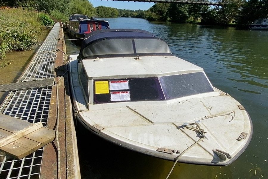 Thames boat-owner faces costs of nearly £1,400