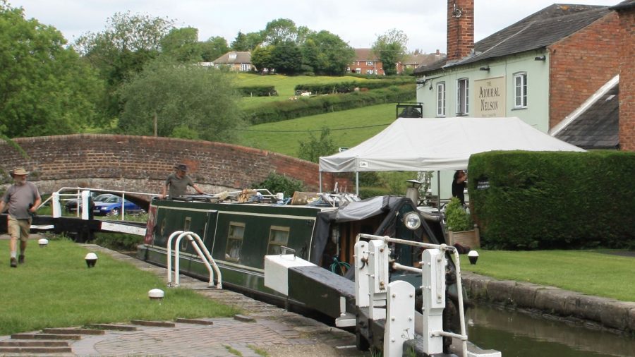 10 of the best pubs along: Grand Union Canal, Braunston to Marsworth