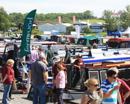 Get your advance tickets for Crick Boat Show now
