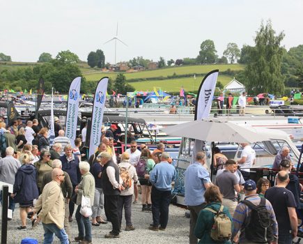 Top 10 things to do at Crick Boat Show