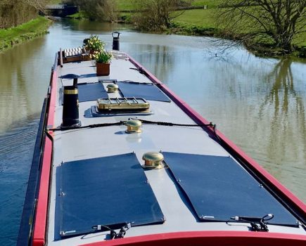 “Stretching” or lengthening your canal boat