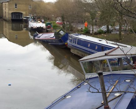 Floods hit northern canals