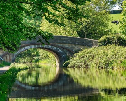 Canal boat holidays UK – the quiet getaway