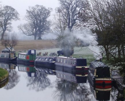 12 seasonal sights on the Llangollen canal