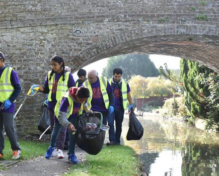 Plastic free canals? How you can help