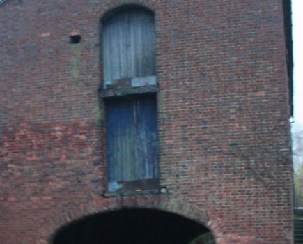 £1m canal warehouse grant at risk