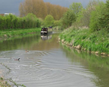 £1m fine over sewage leak into Grand Union